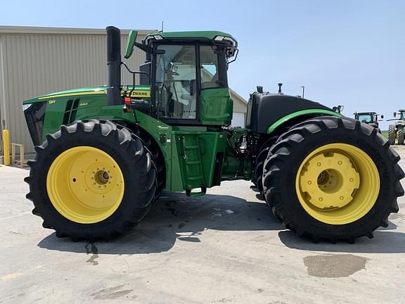 Thumbnail image John Deere 9R 640 6