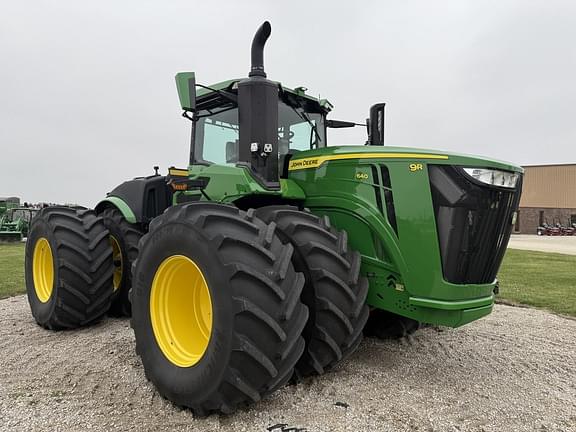 Image of John Deere 9R 640 equipment image 2