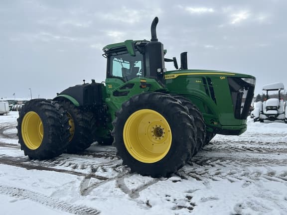 Image of John Deere 9R 640 equipment image 1