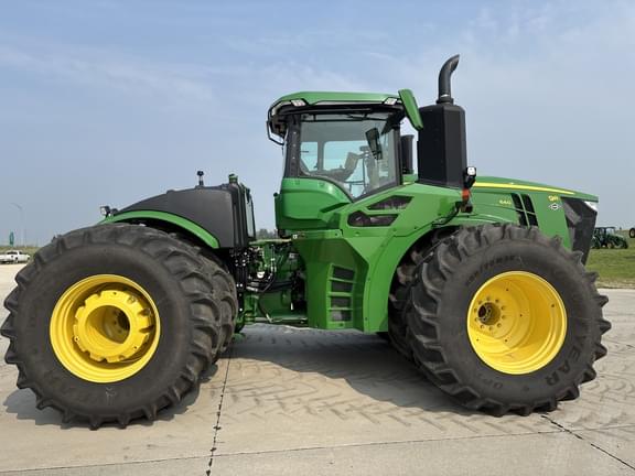 Image of John Deere 9R 640 equipment image 1