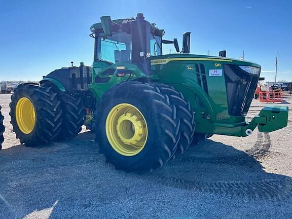 Image of John Deere 9R 640 equipment image 1