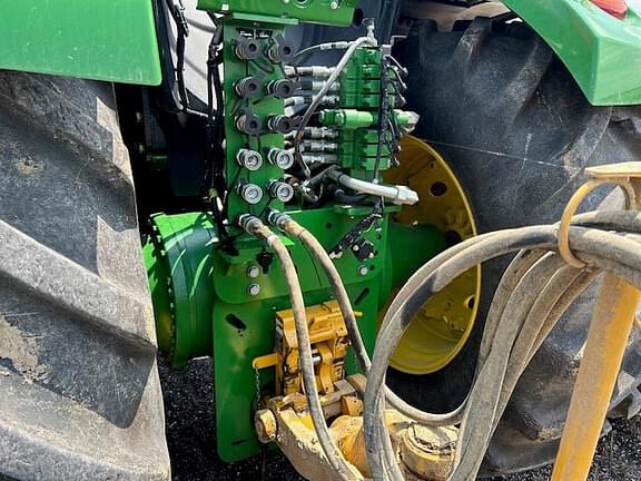 Image of John Deere 9R 640 equipment image 4