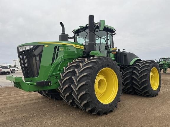 Image of John Deere 9R 640 equipment image 1