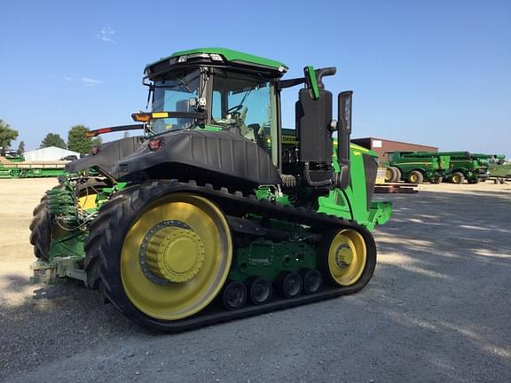 Image of John Deere 9RT 520 equipment image 2