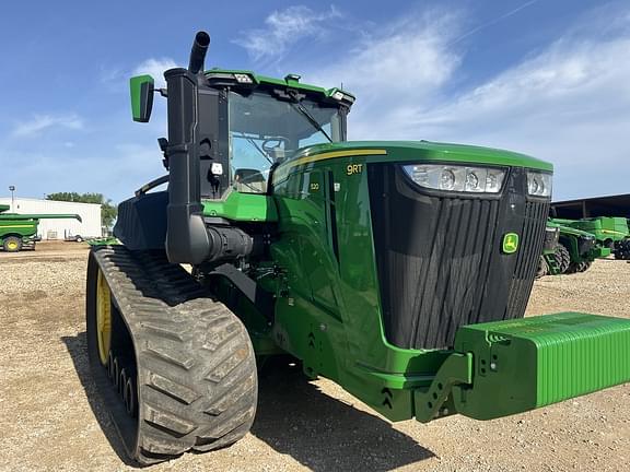 Image of John Deere 9RT 520 equipment image 1