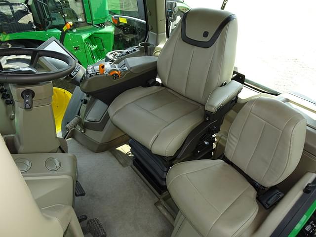 Image of John Deere 9RT 570 equipment image 4