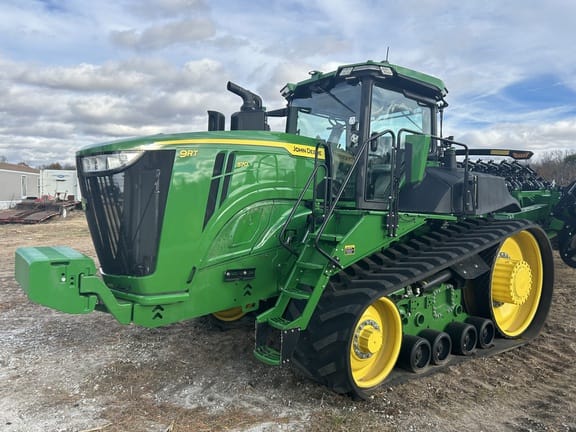 2022 John Deere 9RT 570 Equipment Image0