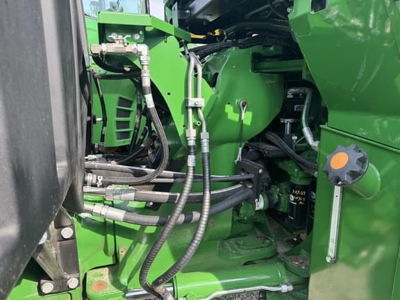 Image of John Deere 9RX 490 equipment image 4