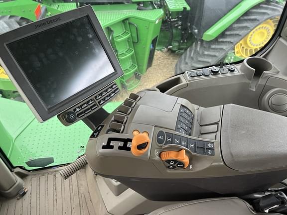 Image of John Deere 9RX 590 equipment image 4