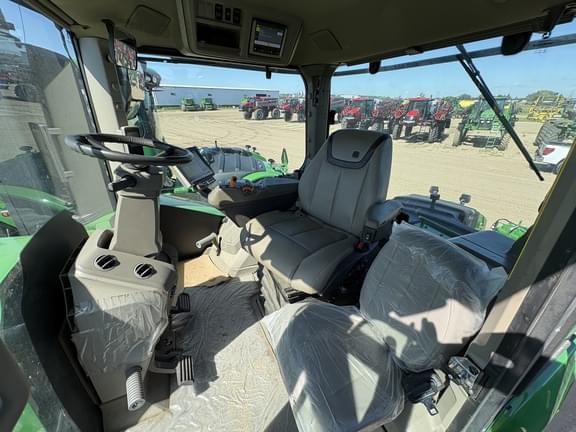 Image of John Deere 9RX 640 equipment image 4