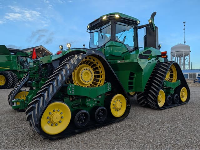 Image of John Deere 9RX 640 equipment image 2