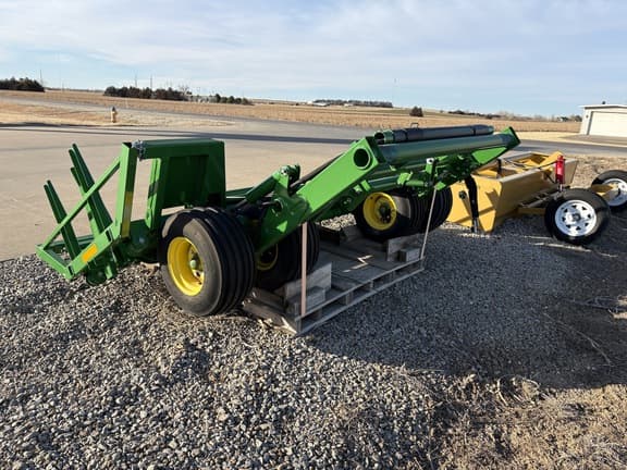 Image of John Deere A520R Image 1