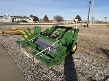 Main image John Deere A520R
