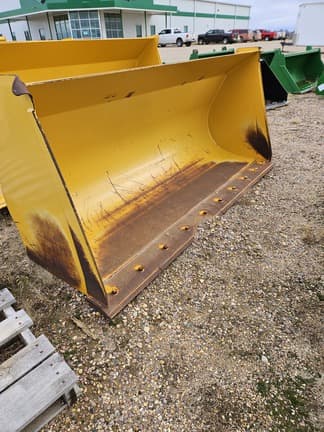 Image of John Deere AT413237 Image 1