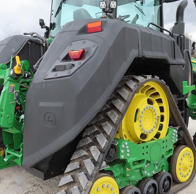 Image of John Deere 8RX 370 equipment image 1