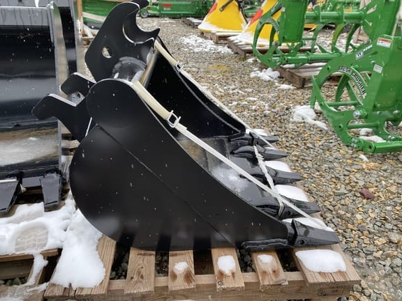 Main image John Deere Compact Excavator Bucket