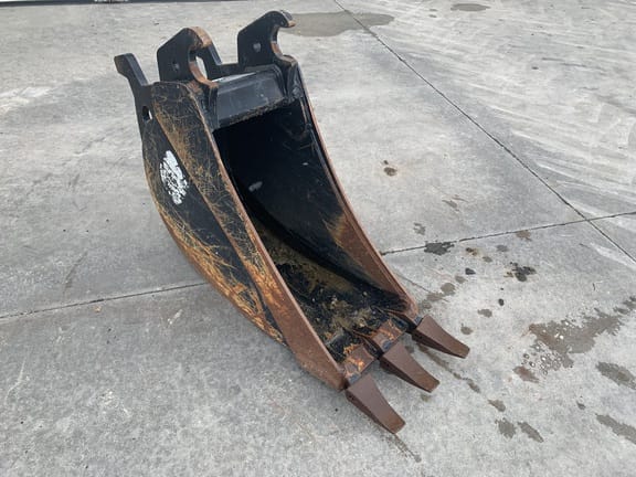 2022 John Deere BYT10988 Equipment Image0