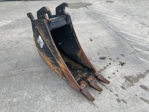 2022 John Deere BYT10988 Image