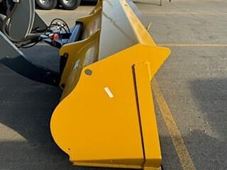 Image of John Deere Wheel Loader Bucket equipment image 2