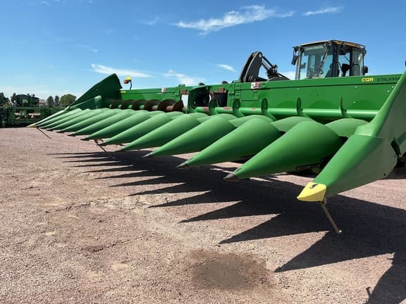 Image of John Deere C12R Primary image