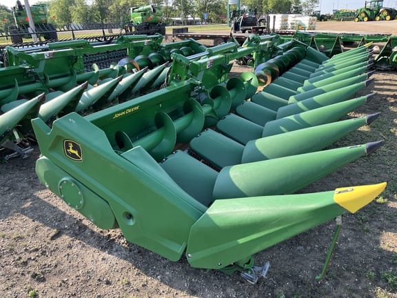 Main image John Deere C12F
