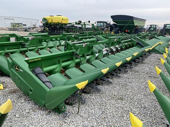 Image of John Deere C12F Primary image