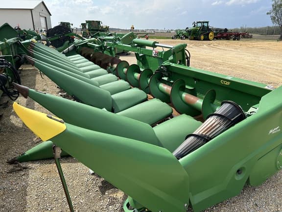 Image of John Deere C12F equipment image 2
