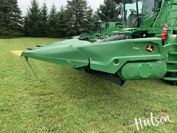 Image of John Deere C12F equipment image 2