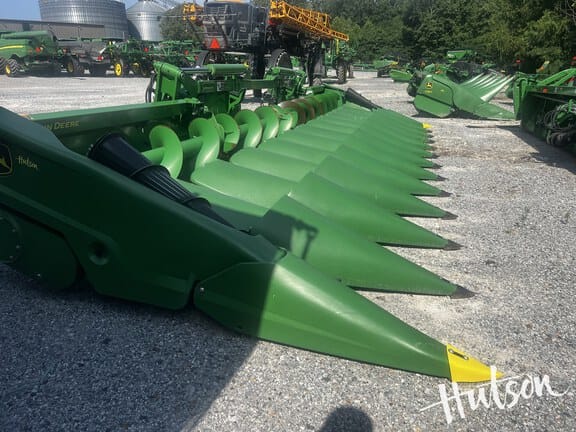 Main image John Deere C12F