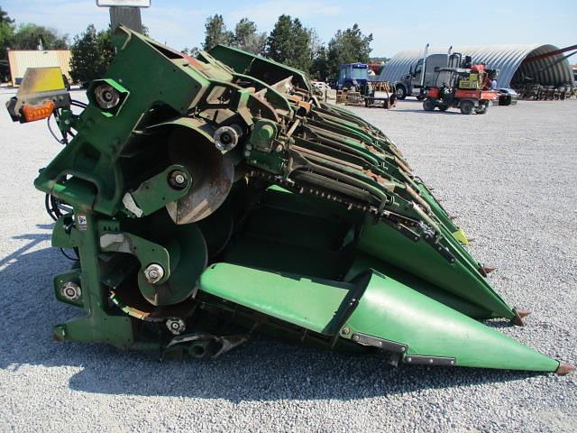 Image of John Deere C12F equipment image 3