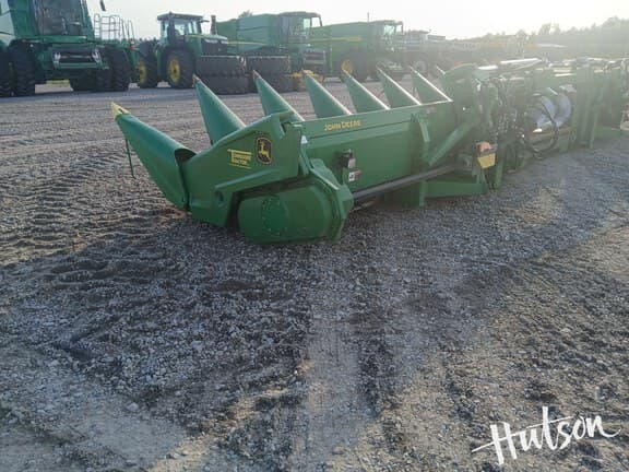 Image of John Deere C12F equipment image 1