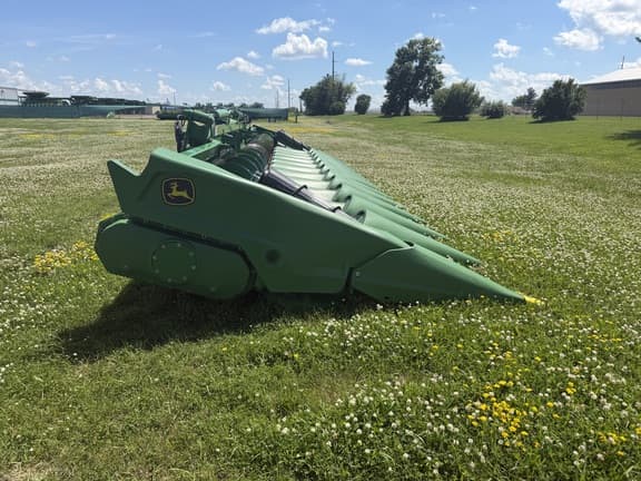 Image of John Deere C12F equipment image 1