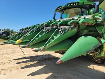 Main image John Deere C12F