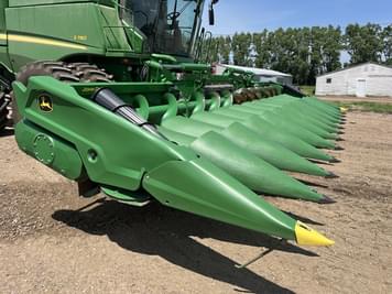 Main image John Deere C12F