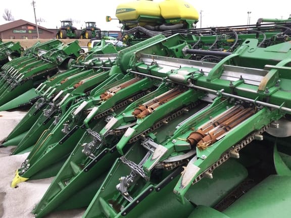 Main image John Deere C12F