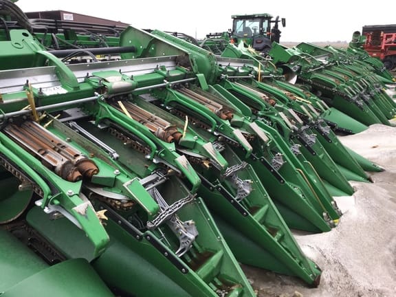 Main image John Deere C12F