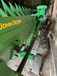 Image of John Deere C12F equipment image 4