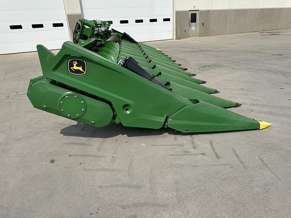 Image of John Deere C12F equipment image 1
