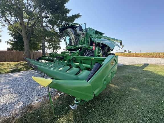 Image of John Deere C12F Primary image