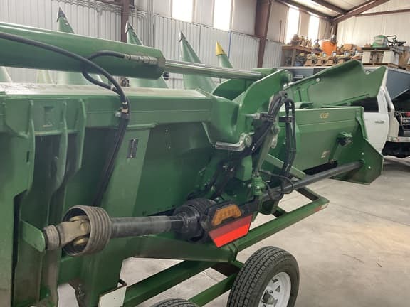 Image of John Deere C12F equipment image 1
