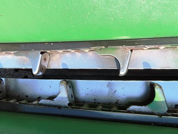 Image of John Deere C12F equipment image 4