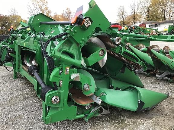 Image of John Deere C12F equipment image 1