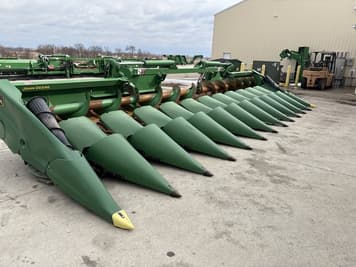 Main image John Deere C12F