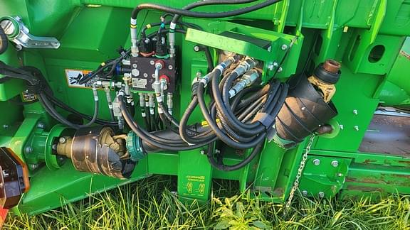 Image of John Deere C12F equipment image 2