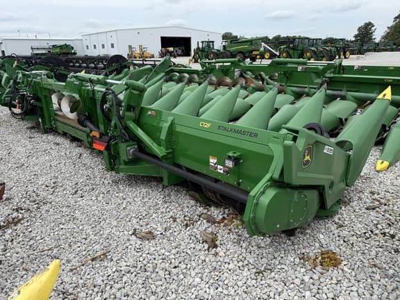 Image of John Deere C12F equipment image 2