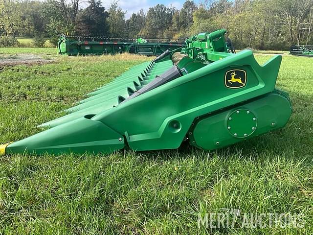 Image of John Deere C12F equipment image 1