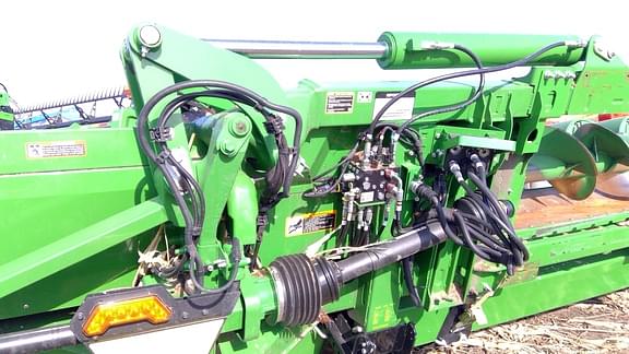 Image of John Deere C12F equipment image 2