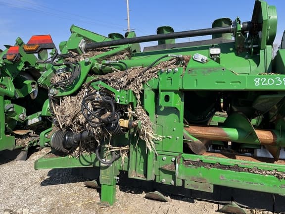 Image of John Deere C12F equipment image 1