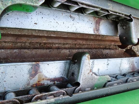 Image of John Deere C12F equipment image 4