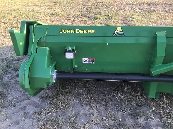 Image of John Deere C12F equipment image 4